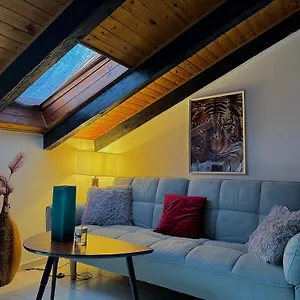 Apartamento Hosting Dreams Attics - Duomo